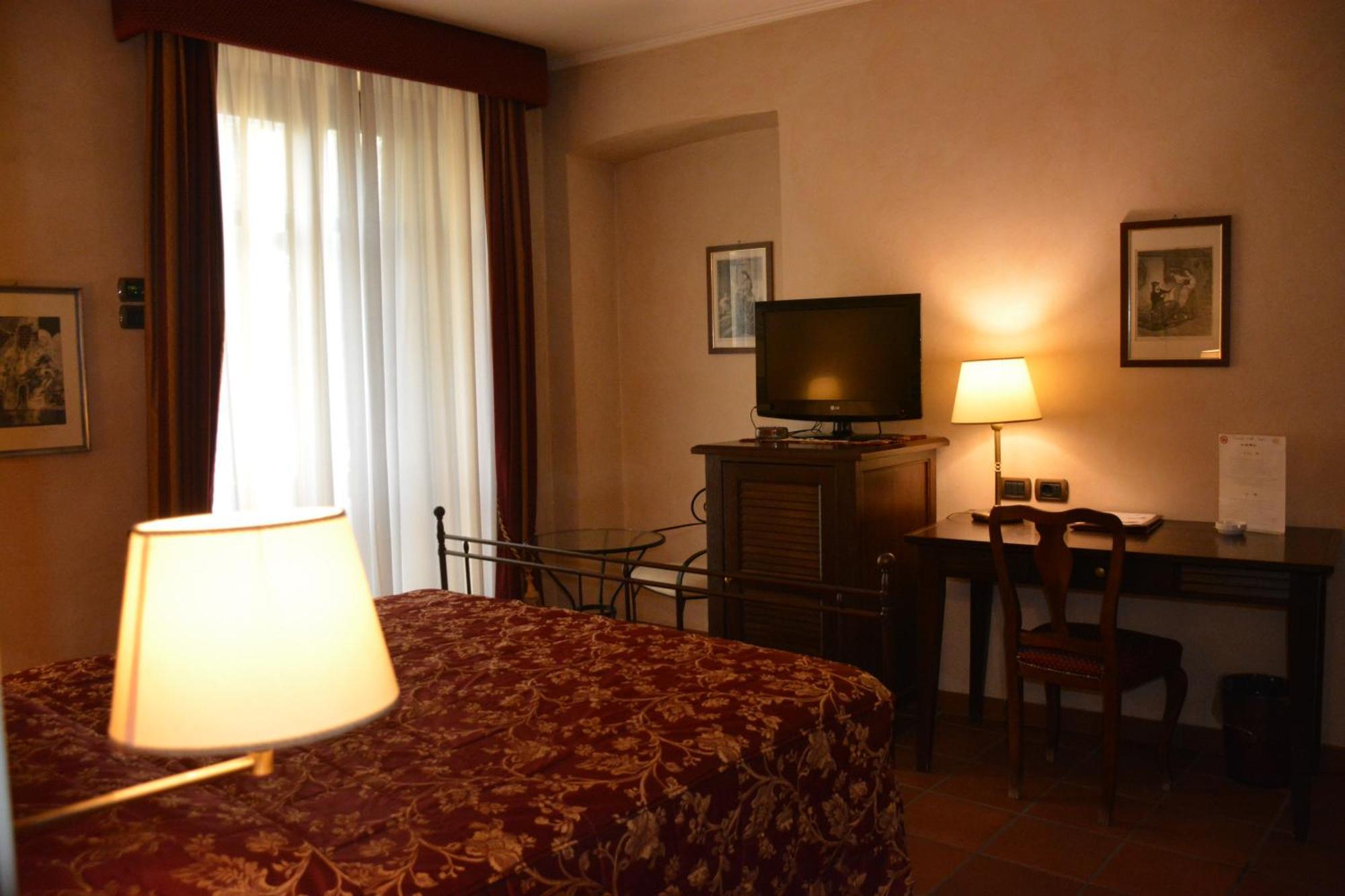 Romantic Hotel Furno San Francesco al Campo Luaran gambar